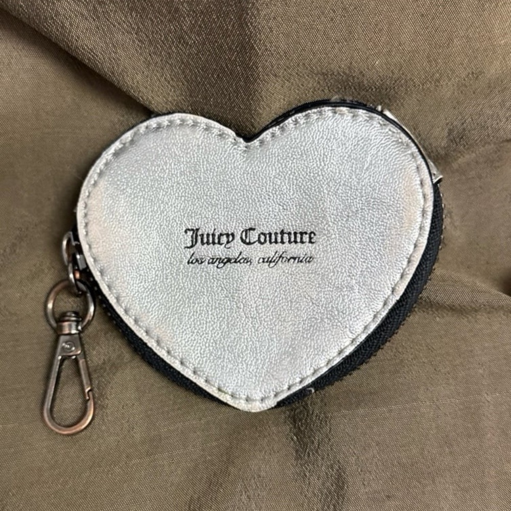 Juicy Couture Heart Silver Coin Bag Zipper Purse keychain